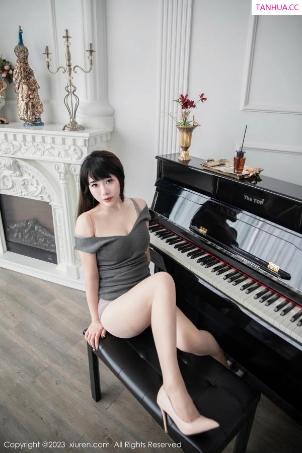   [XiuRen]高清写真图 2023.04.07 No.6532 严利娅Yuliya 丝袜美臀第52张图片